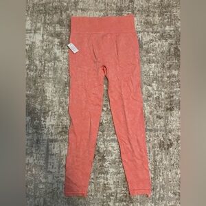 No Boundaries Seamless high rise ankle length Coral Leggings size S-NWT